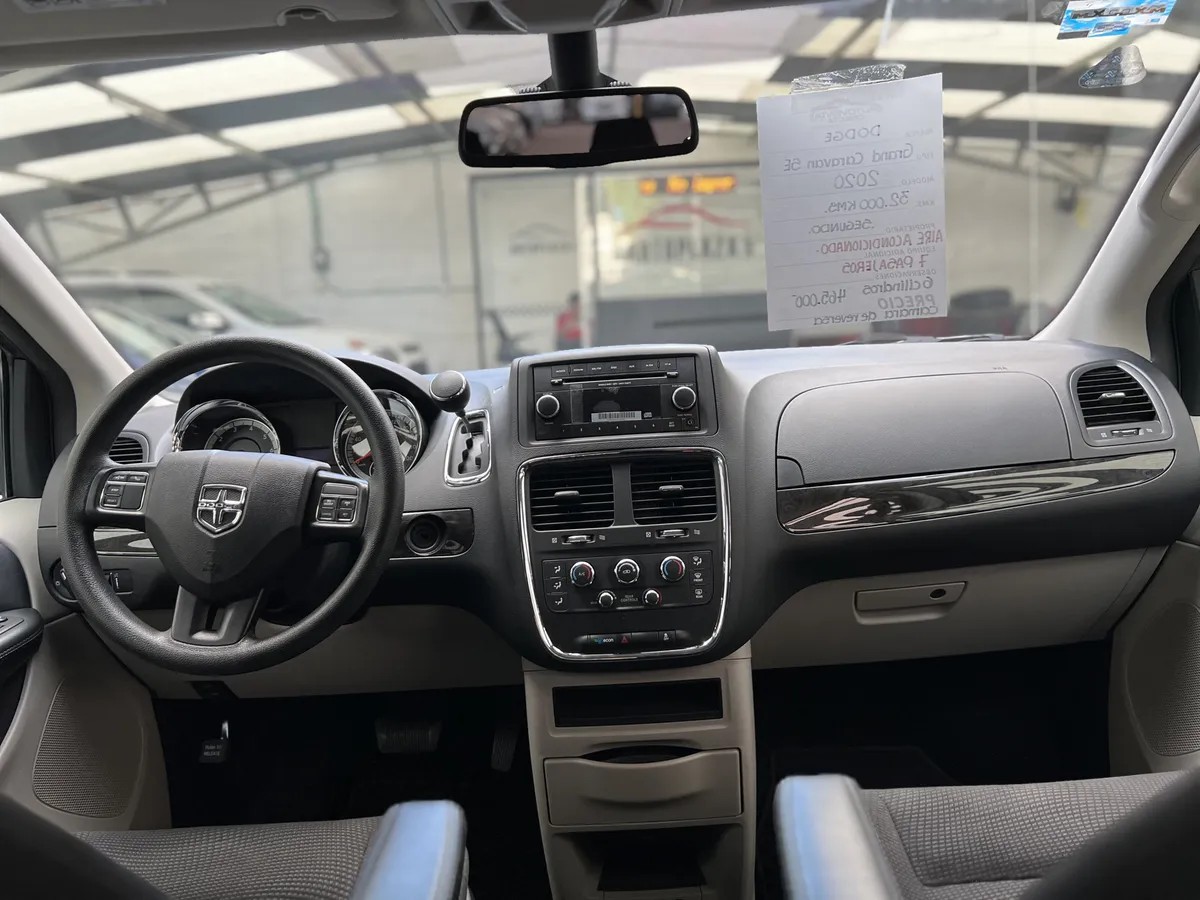 Dodge Grand Caravan SE 2020
